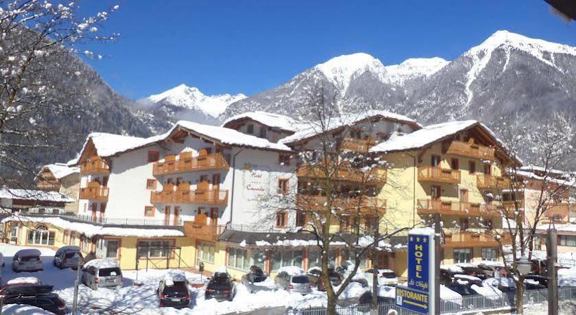 Residence Canada Pinzolo Ngoại thất bức ảnh