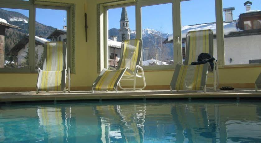Residence Canada Pinzolo Ngoại thất bức ảnh