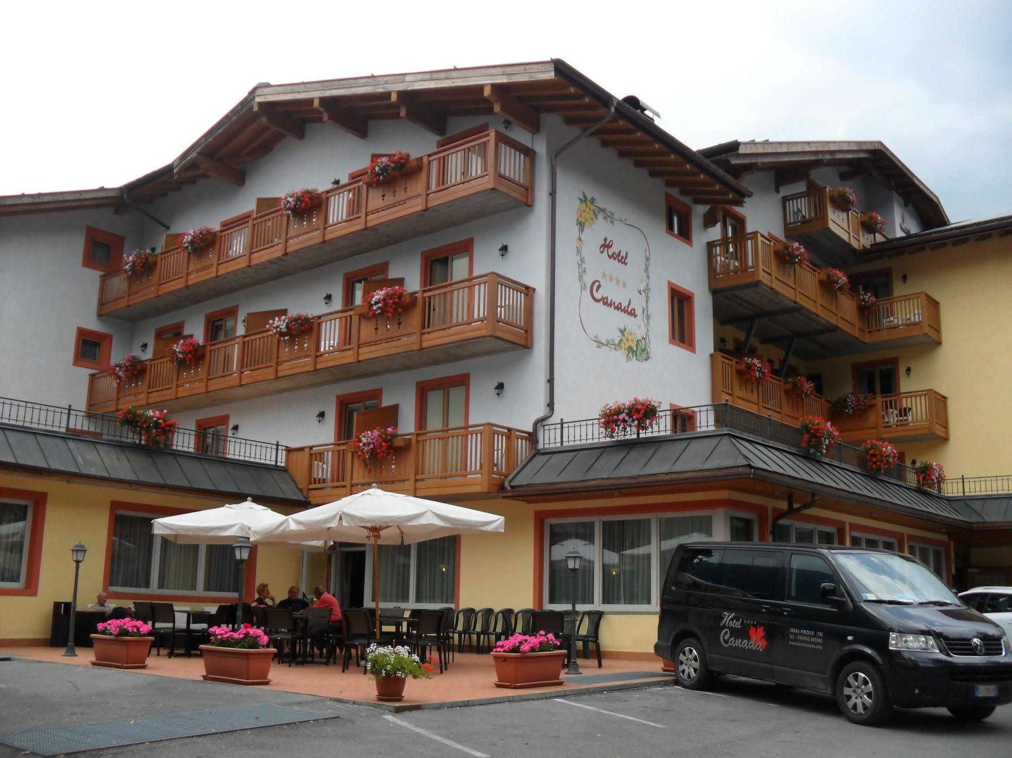 Residence Canada Pinzolo Ngoại thất bức ảnh
